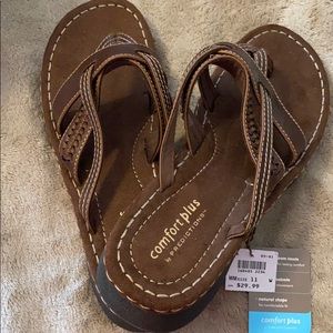 NWT Brown small wedge sandals 11w